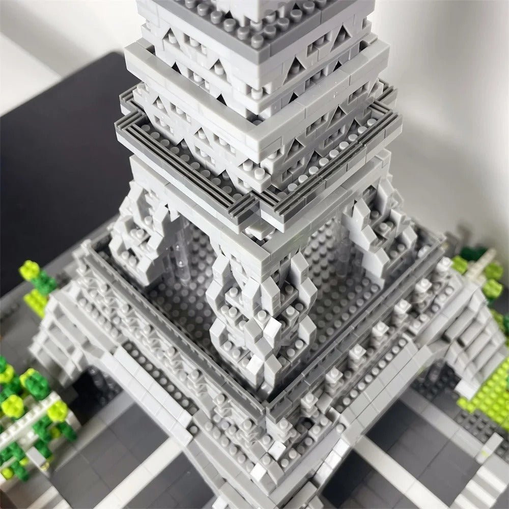 Nanoblock tour Eiffel - Coffre à jouets